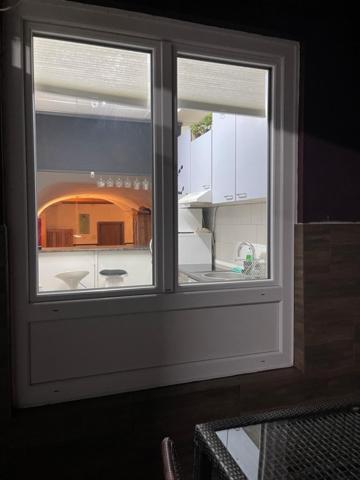 Lovely Rooms, Center, Shared Bathroom, Windows To Corridor Privatunterkunft