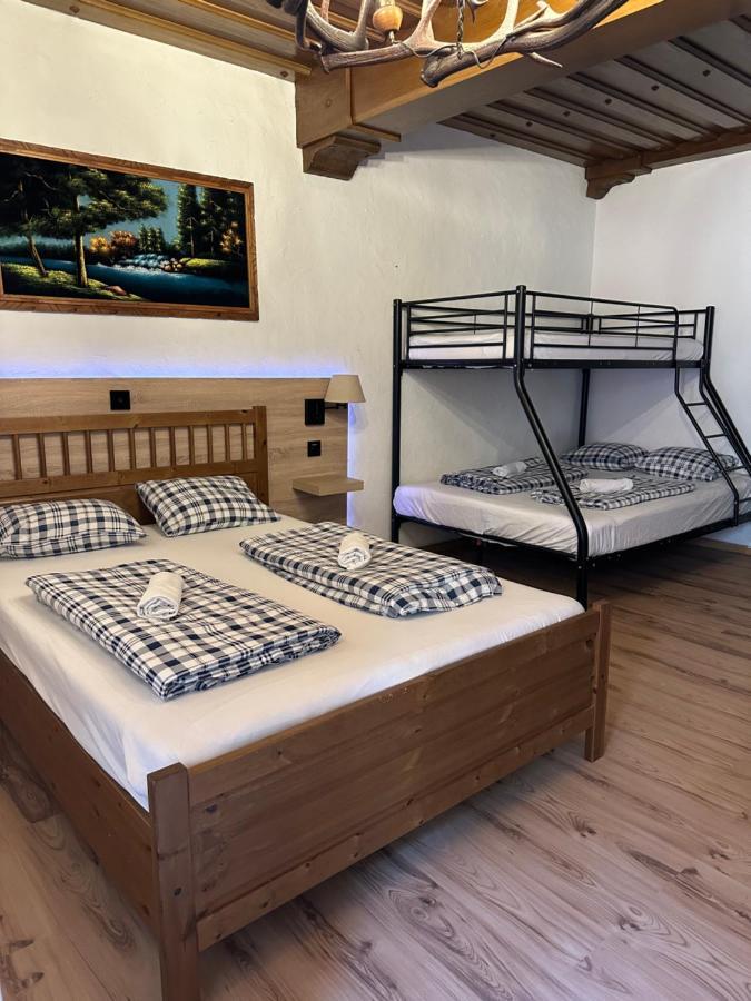 Privatunterkunft Lovely Rooms, Center, Shared Bathroom, Windows To Corridor
