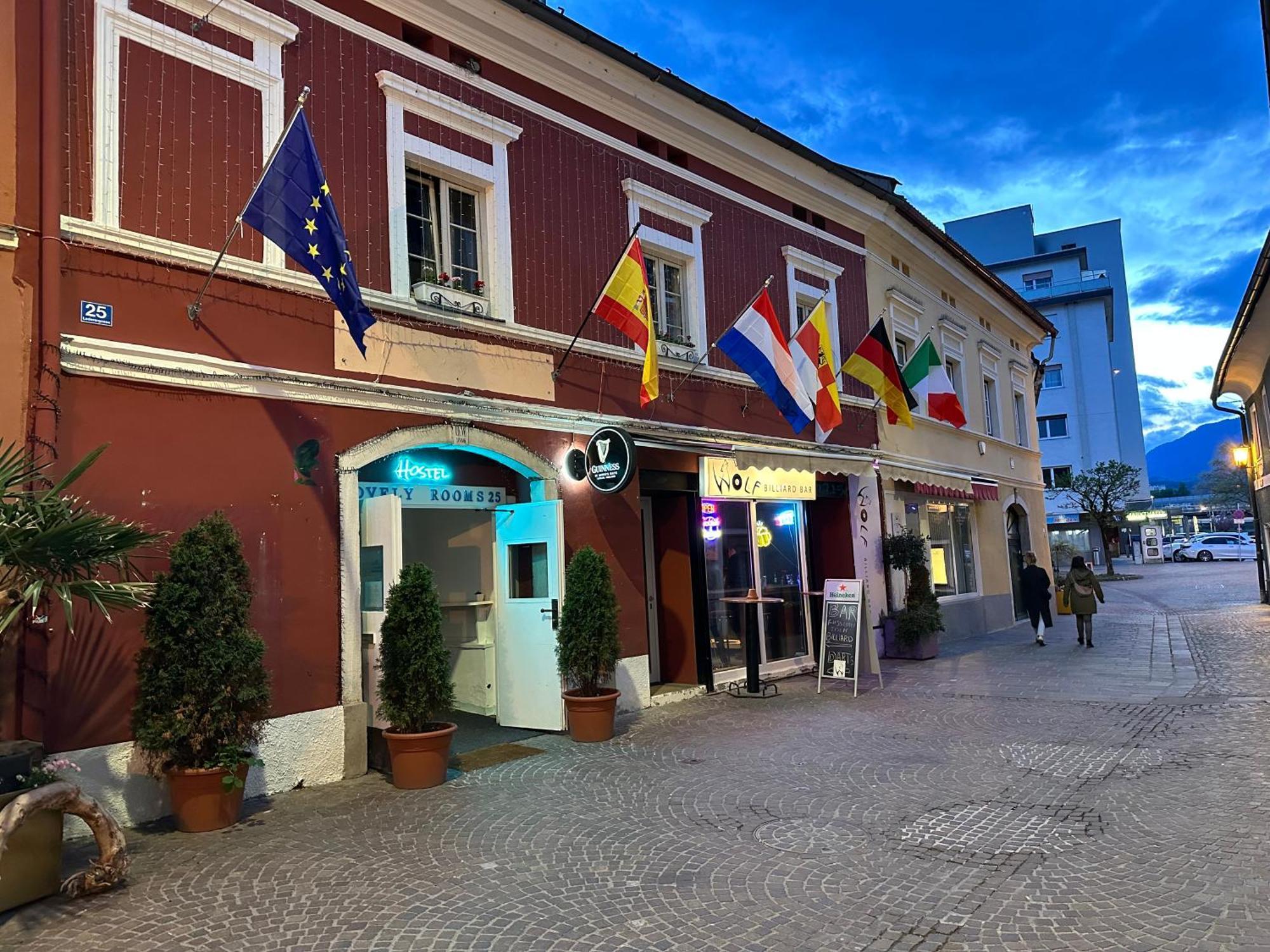 Lovely Rooms, Center, Shared Bathroom, Windows To Corridor Privatunterkunft Villach