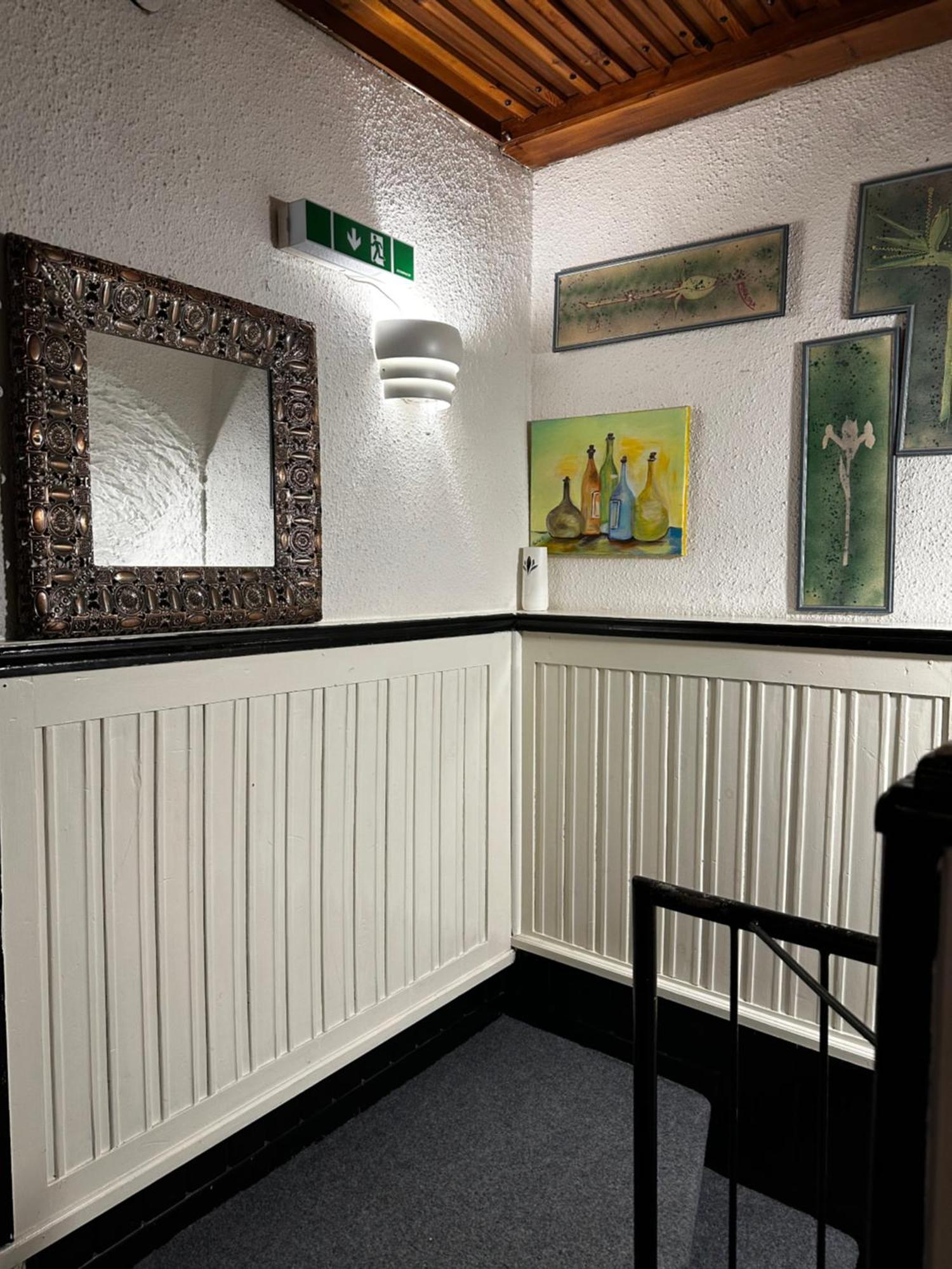 Lovely Rooms, Center, Shared Bathroom, Windows To Corridor